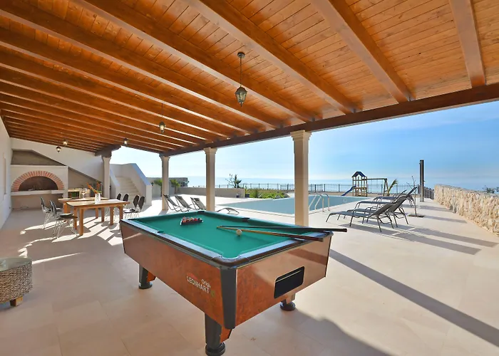 Villa View 4