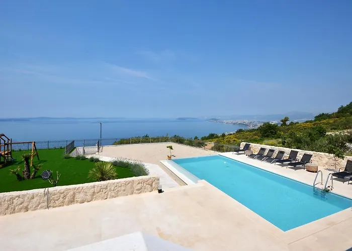 Villa View 4