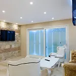 Вилла View 4 *