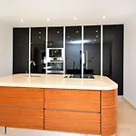 View 4 * Подстрана