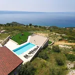 View 4 Подстрана
